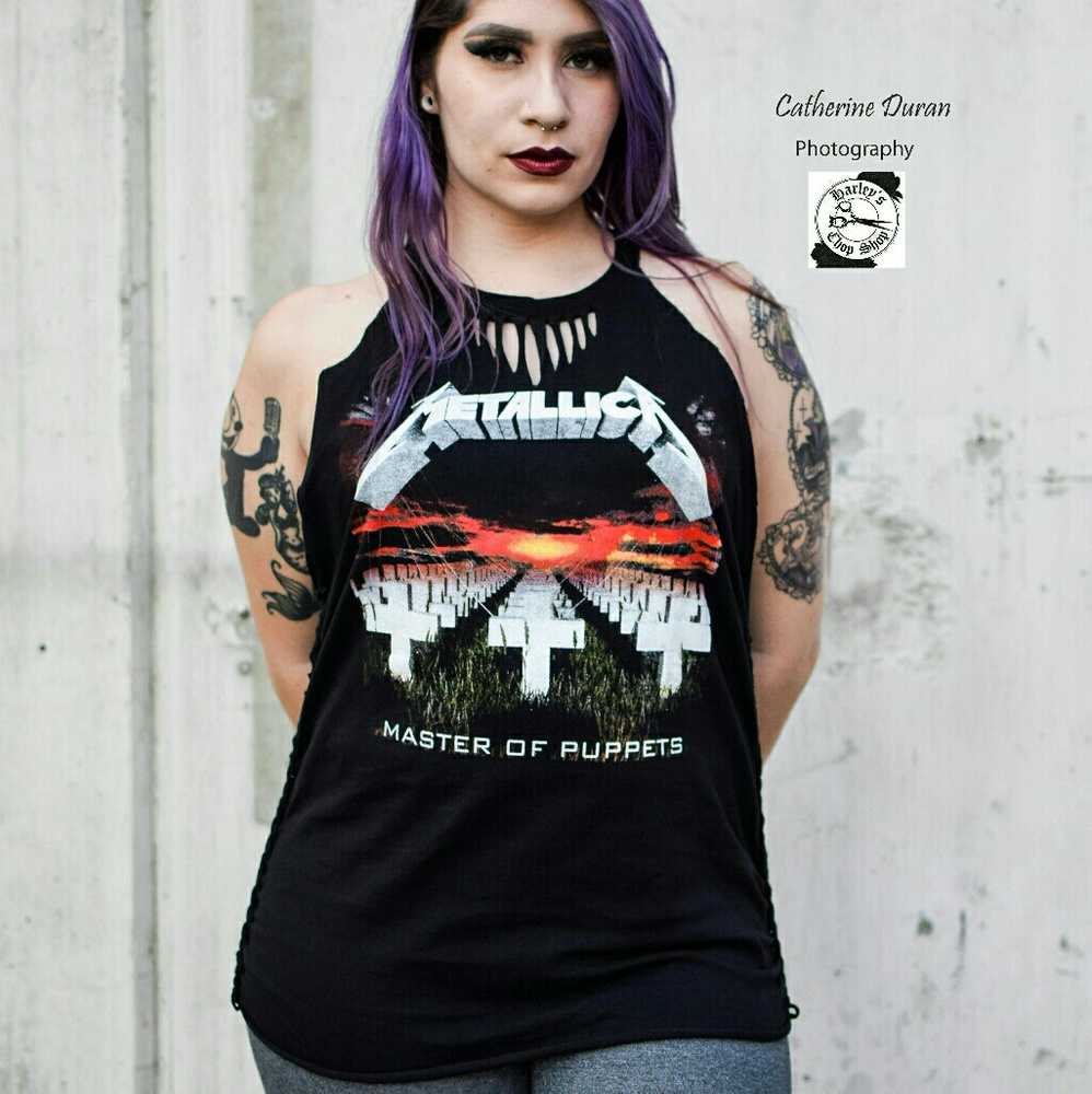 Metallica A-Cut Slashed Neck Braided Sides Cut Tee